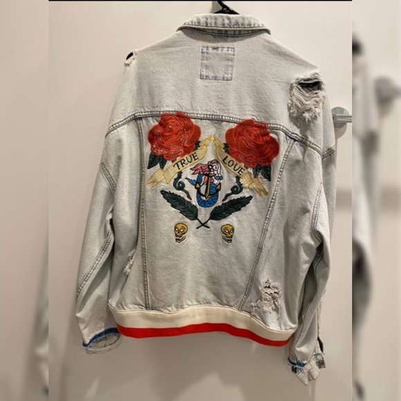 Custom Designed Distressed Denim Jacket Oversized Cool Edgy Studs Chains Roses - Picture 2 of 3